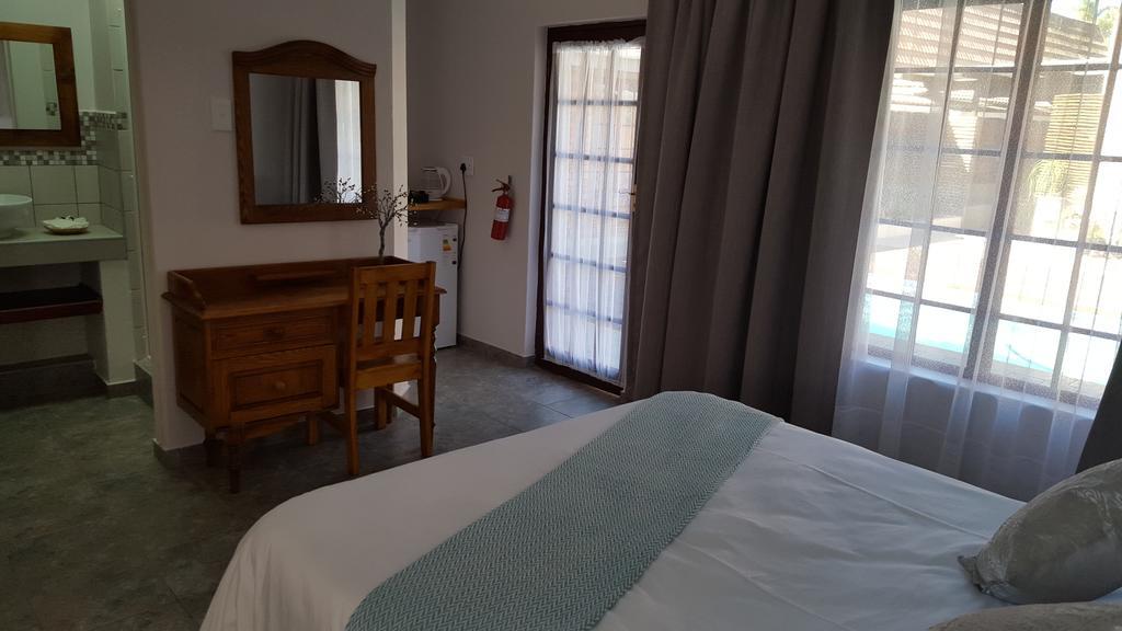 Pompano Guest House Saint Lucia Estuary Dış mekan fotoğraf
